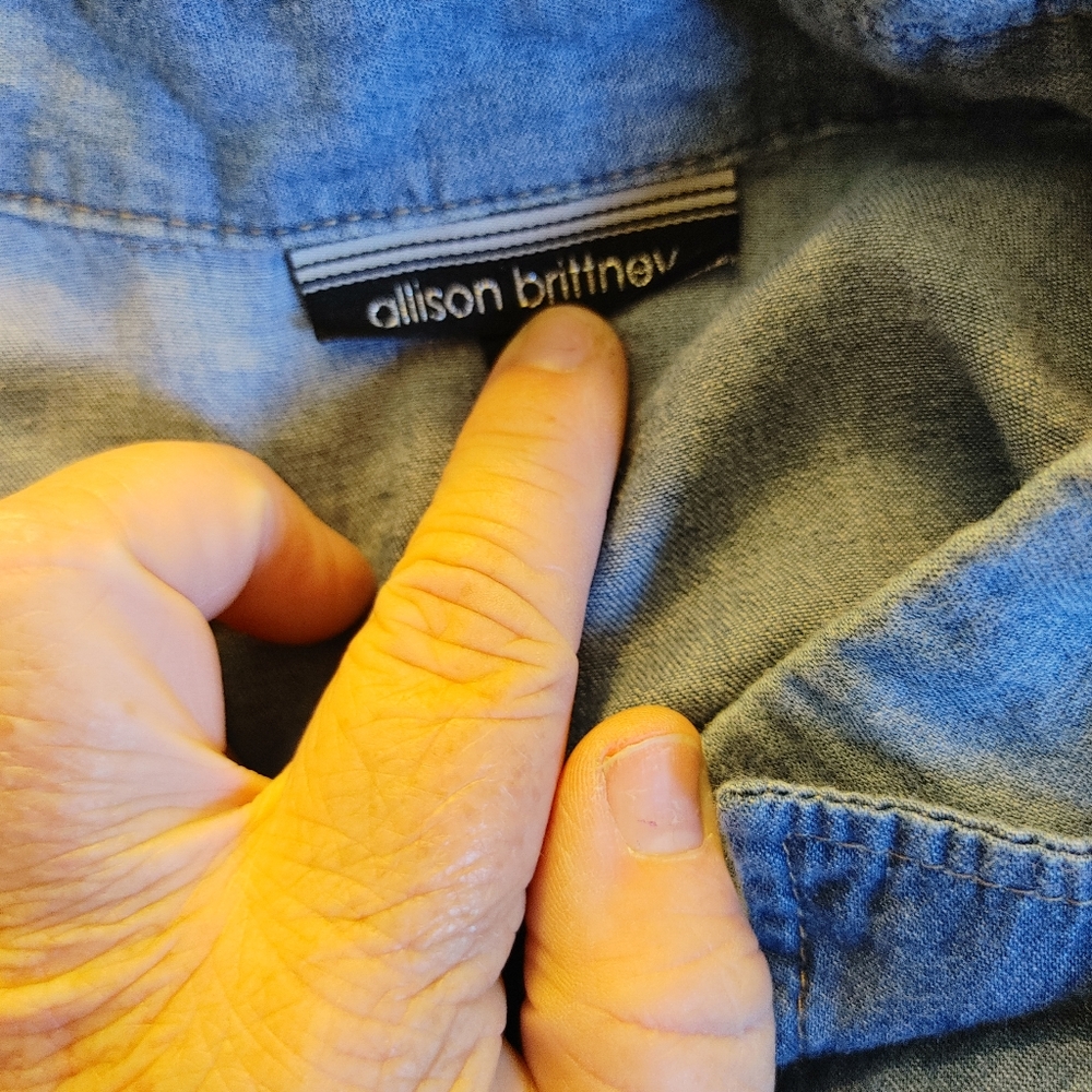 Long sleeve blue jeans short